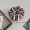 Резинка для волос атлас Скранч в сердечко