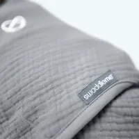 Sistem de infasare Ingenuity Swaddle Me Granite din muselina (0-3 luni)