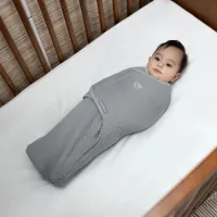 Sistem de infasare Ingenuity Swaddle Me Granite din muselina (0-3 luni)