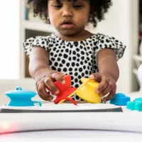 Интерактивный столик Baby Einstein Curiosity Table foto