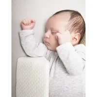 Подушка для младенцев с защитой от перекручивания Premaman SOFTY foto