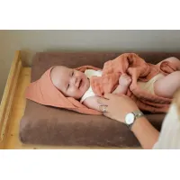 Prosop cu gluga Jollein Wrinkled Cotton Rosewood, 75x75 cm foto