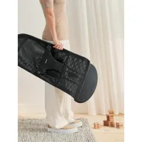 Кресло-шезлонг BabyBjorn Bliss Black, Mesh foto