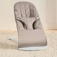 Balansoar BabyBjorn Bliss Sand Grey cu aspect delicat de petala, Bumbac foto