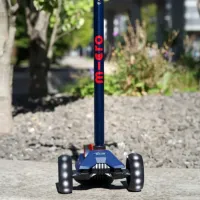 Trotineta Micro Maxi Deluxe Pro LED Navy Red foto