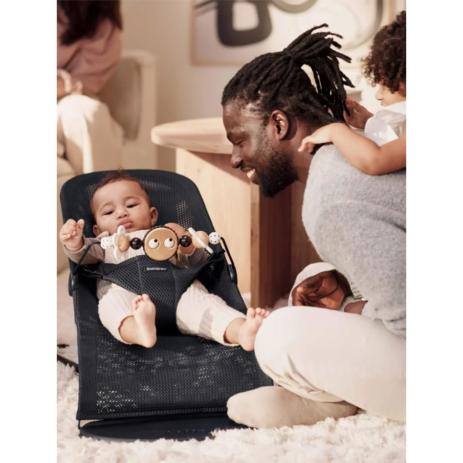 Bara de jucarii pentru balansoarele BabyBjorn Googly eyes Black/White