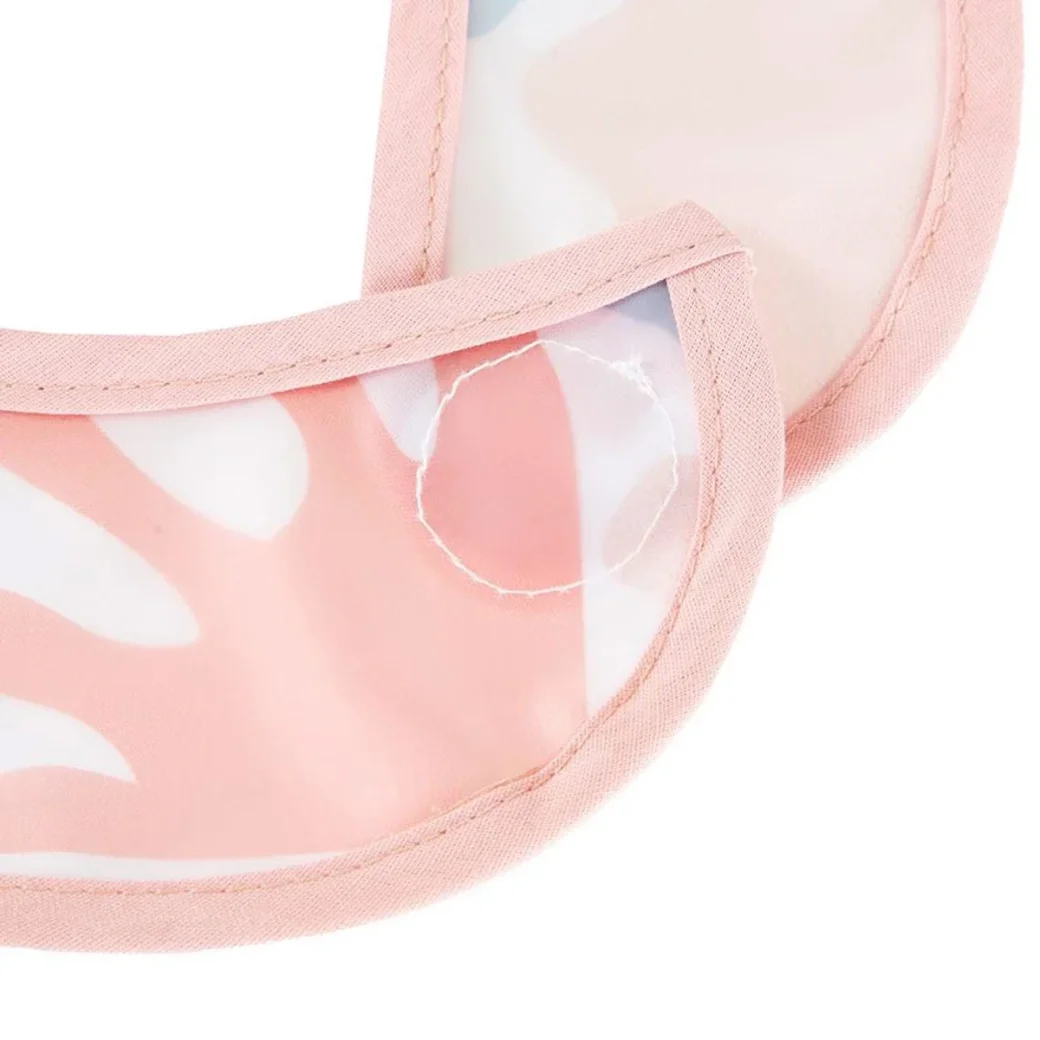 Baveta cu 2 fete si buzunar BabyJem Pink Puzzle, 24x35 cm