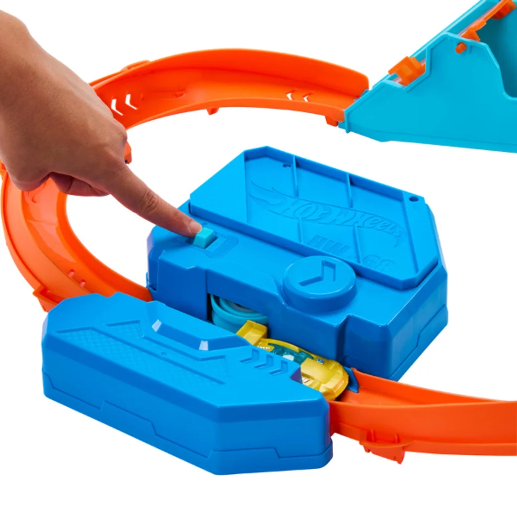 Игровой набор Hot Wheels "Скоростной трек"