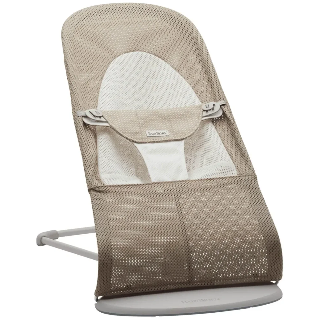Кресло-шезлонг BabyBjorn Balance Soft Grey Beige/White, Mesh foto