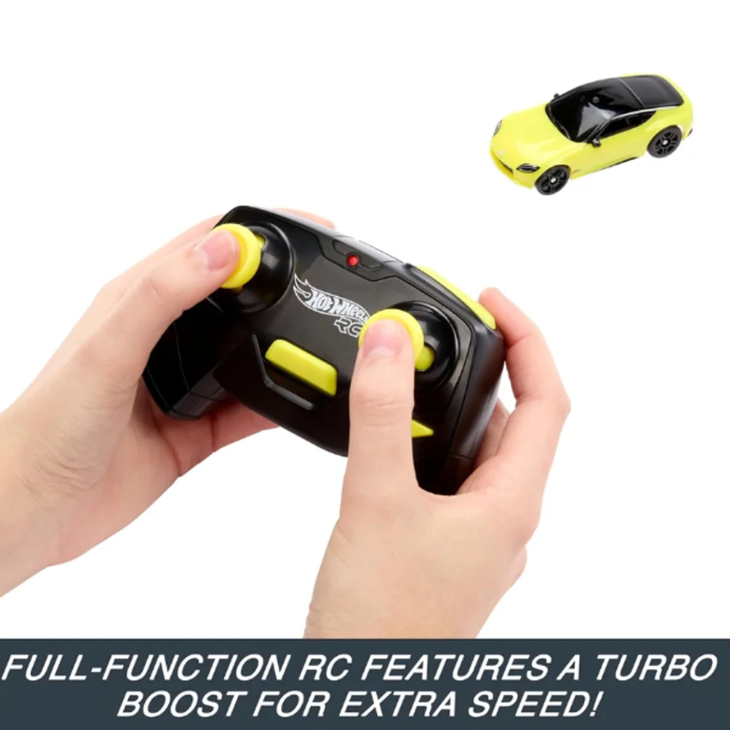 Hot Wheels Automobil de curse 1:64 Nissan Z