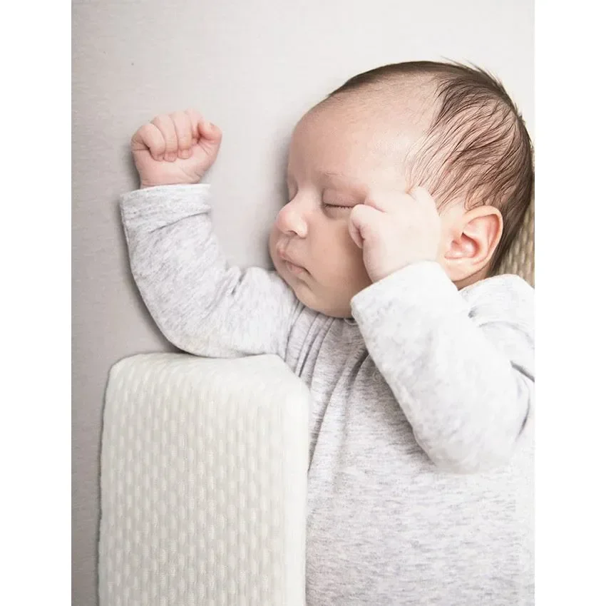 Подушка для младенцев с защитой от перекручивания Premaman SOFTY foto