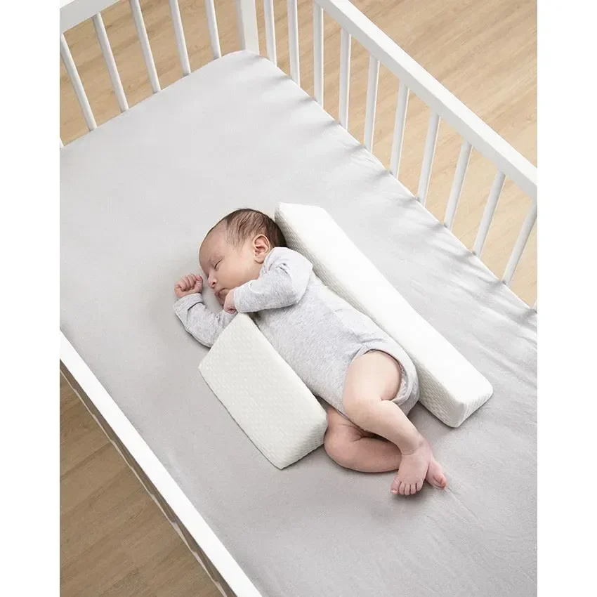 Подушка для младенцев с защитой от перекручивания Premaman SOFTY foto