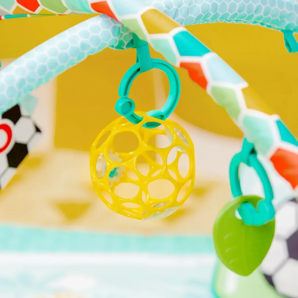 Salteluta de activitati Bright Starts Grip & Kick Oball foto