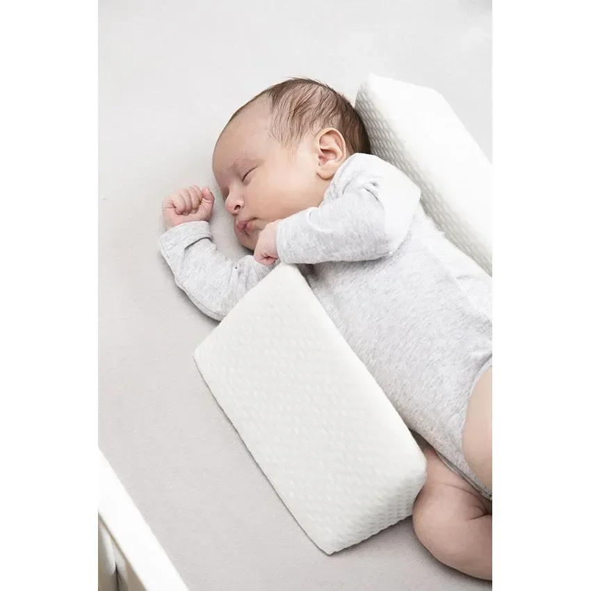 Подушка для младенцев с защитой от перекручивания Premaman SOFTY foto