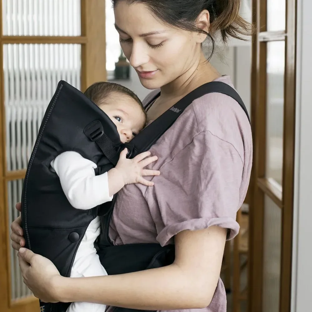 Анатомический мультифункциональный рюкзак-кенгуру BabyBjorn Mini Black, хлопок foto