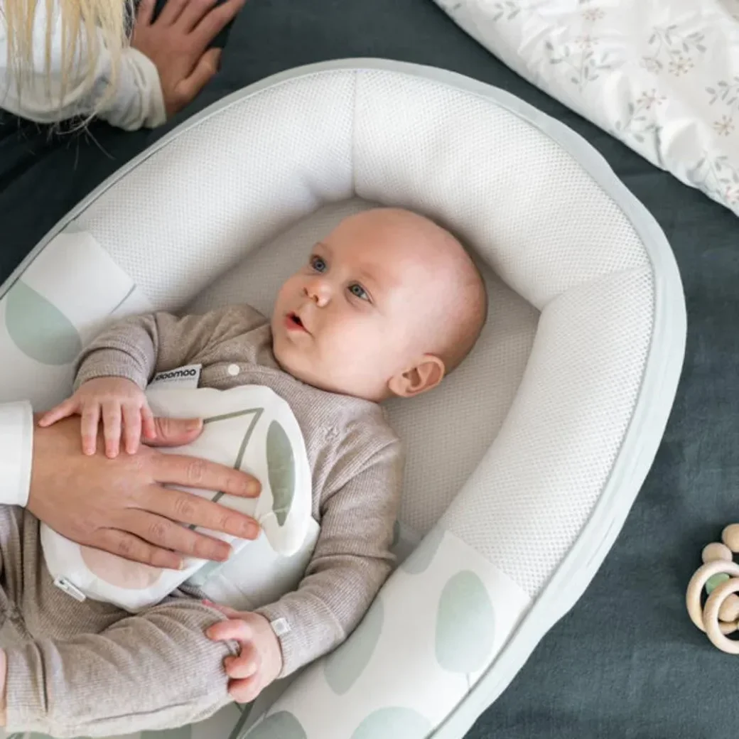 Babynest din bumbac organic Doomoo Cocoon Leaves Aqua Green foto