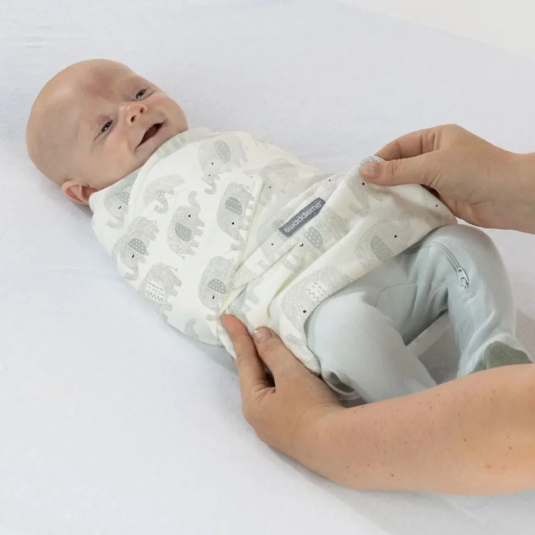 Sistem de infasare Ingenuity Swaddle Me Scribble Elephant, colectia Monogram (0-3 luni)