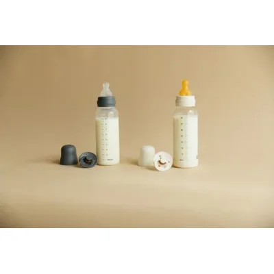 Biberon din plastic anticolici BIBS Sage cu tetina din silicon 0+ luni, 150 ml foto