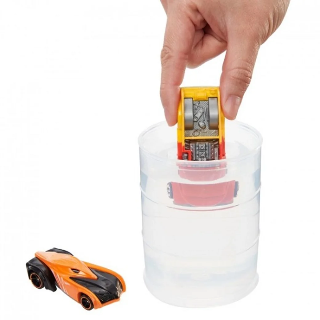 Hot Wheels Set din 2 mașini "Color Reveal"