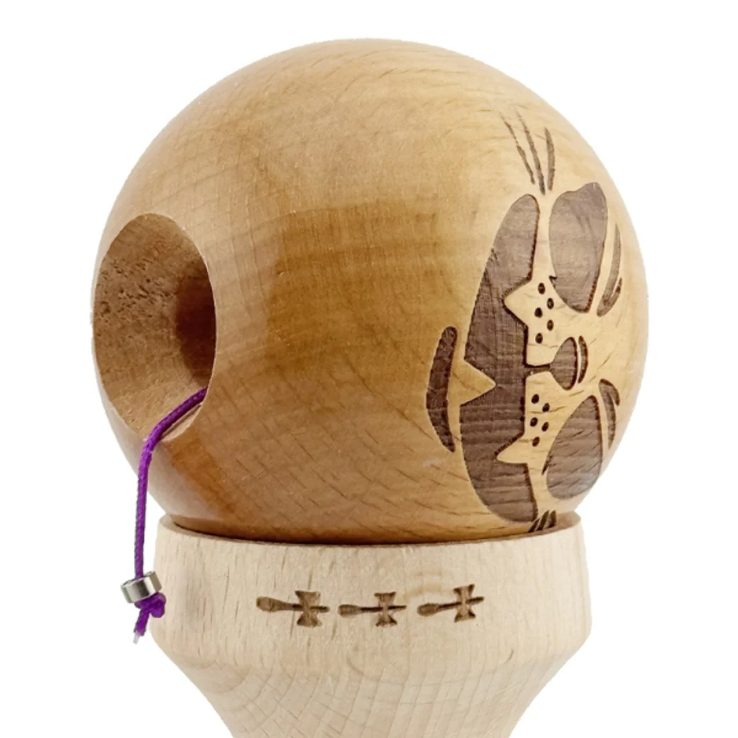 «Kendama Super Sticky X Original», rulment metalic, ața 62/65 cm, King size 7.5 x 6 x 18 cm, motan nebun