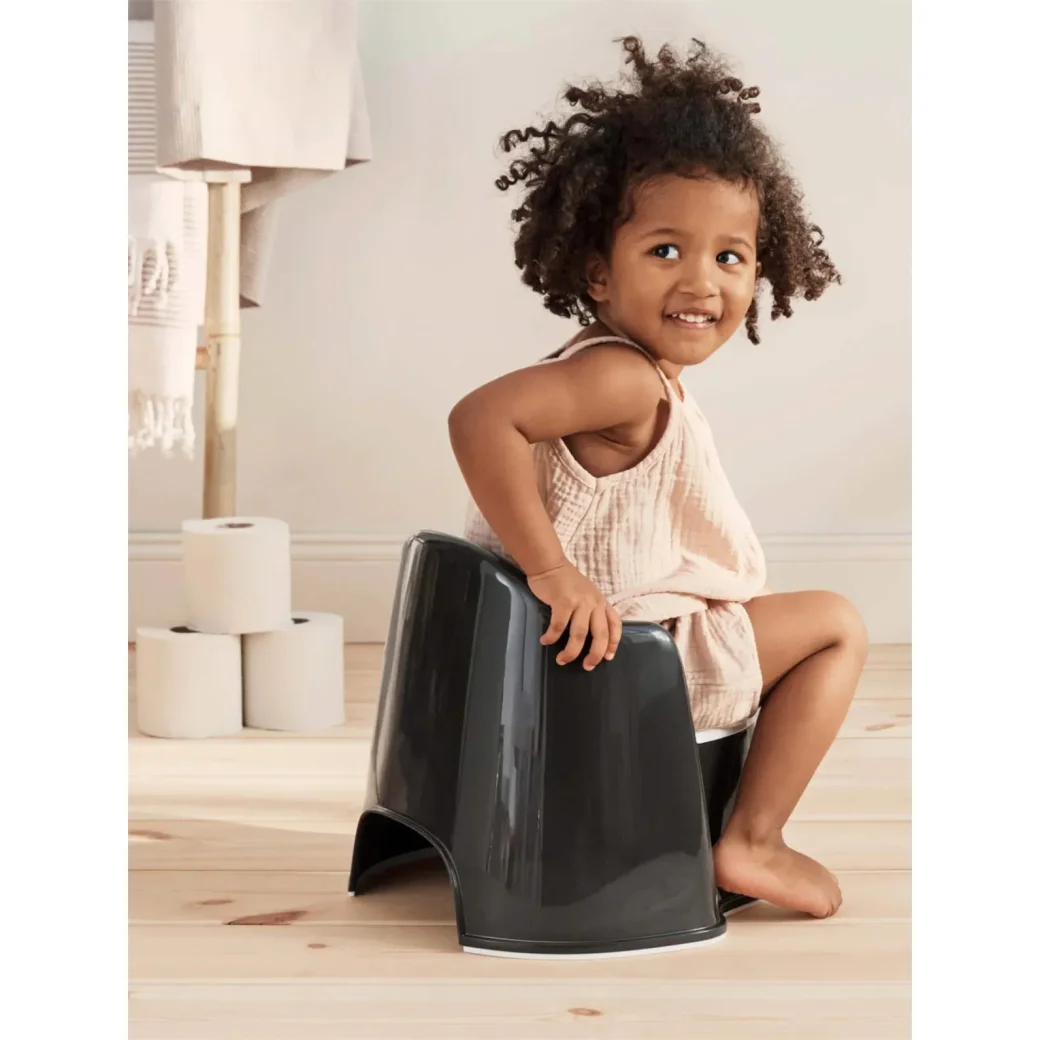 Горшок-кресло BabyBjorn Potty Chair Black/White foto