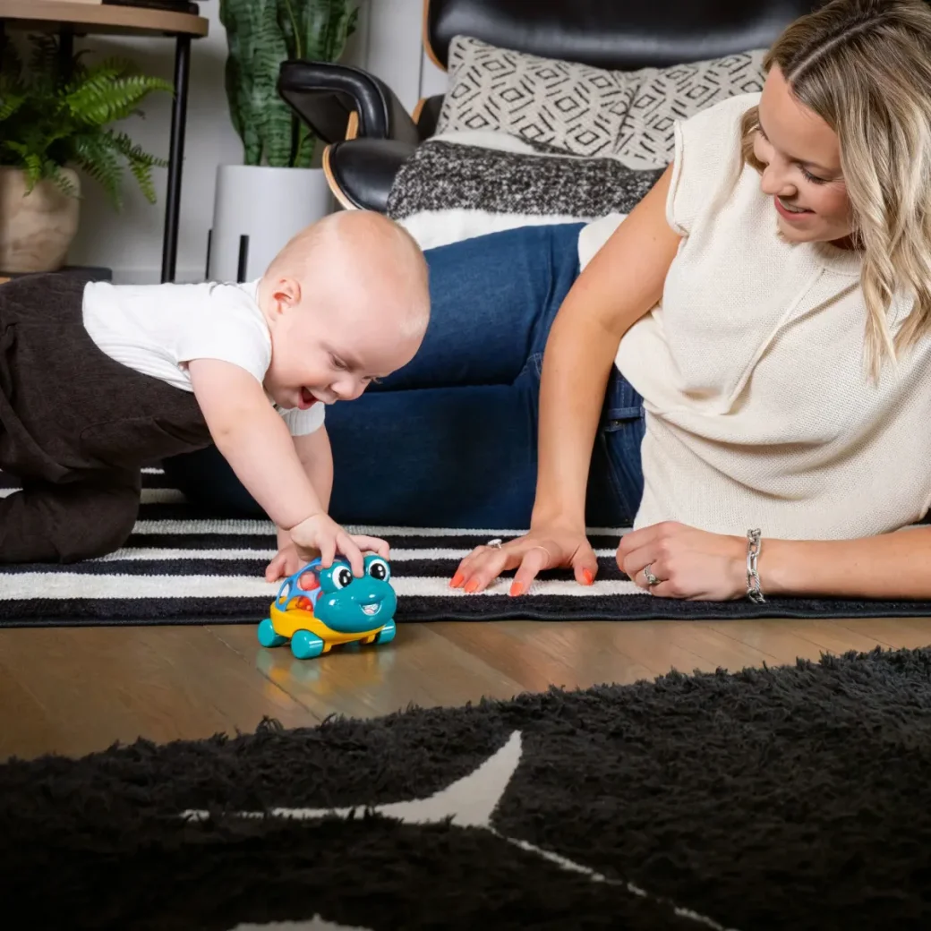 Masinuta cu zornaitoare Baby Einstein Curious Car Neptune Oball foto