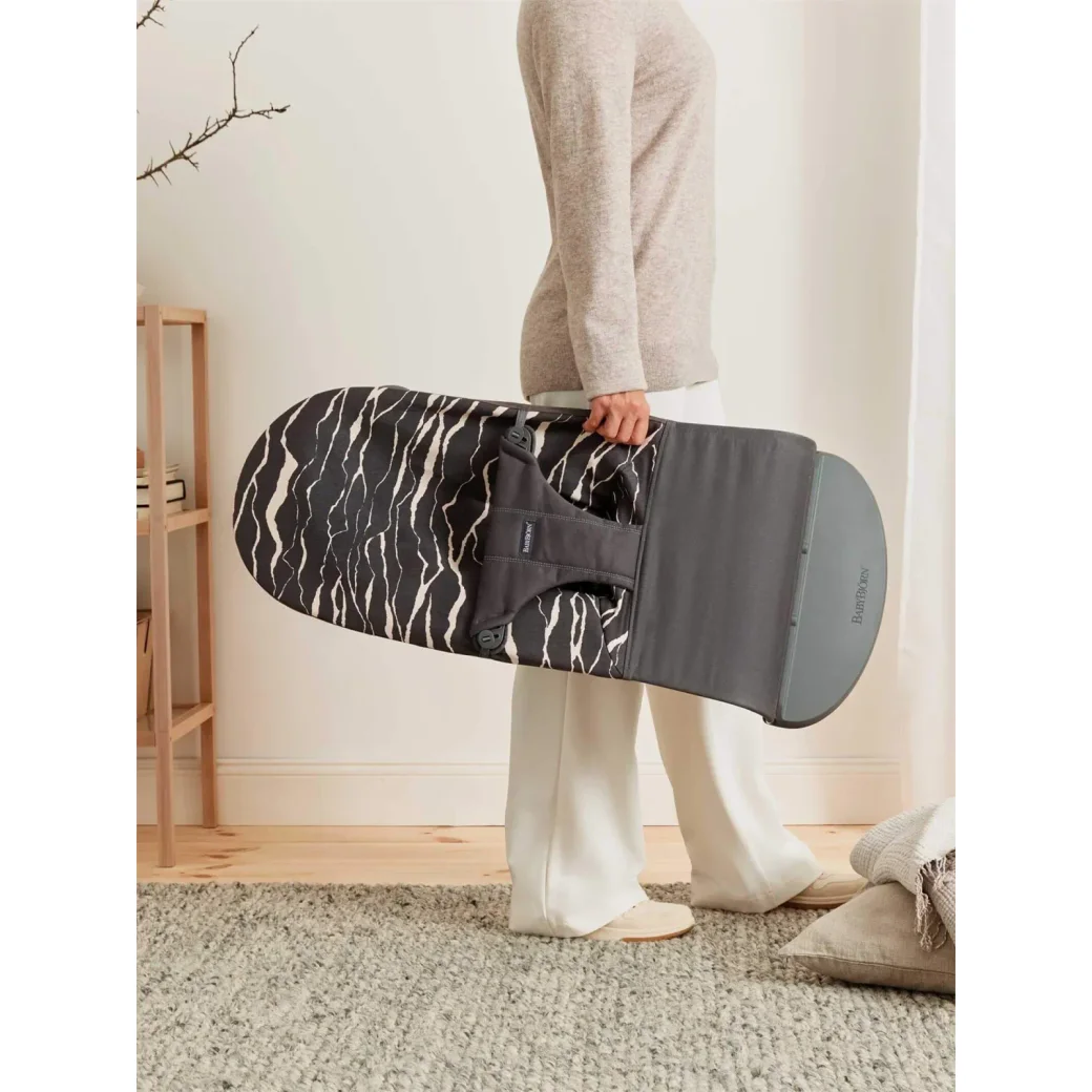 Кресло-шезлонг BabyBjorn Bliss Anthracite/Landscape, хлопок foto