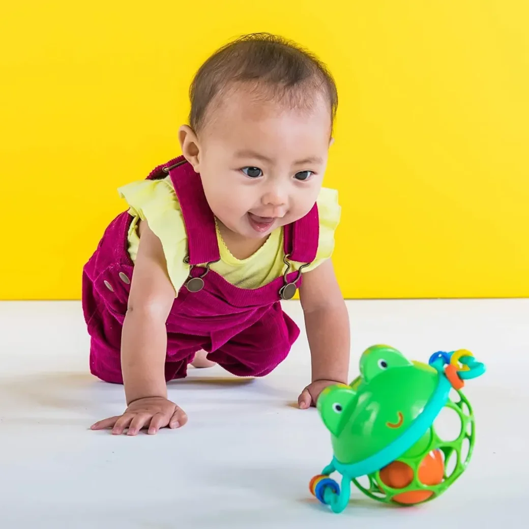 Игрушка-погремушка Bright Starts Oball Веселая лягушка foto