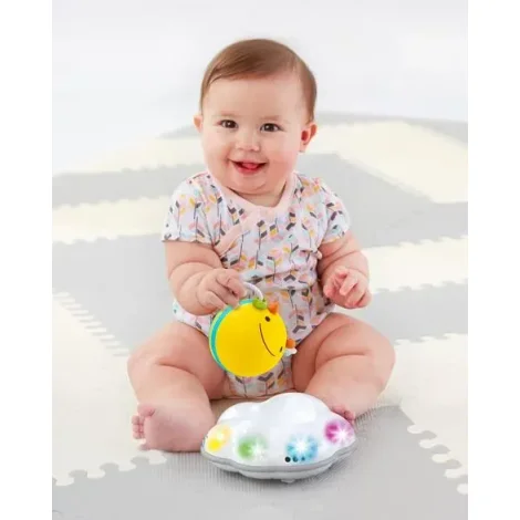 Игрушка развивающая Skip Hop Пчела на облачке самоходная foto