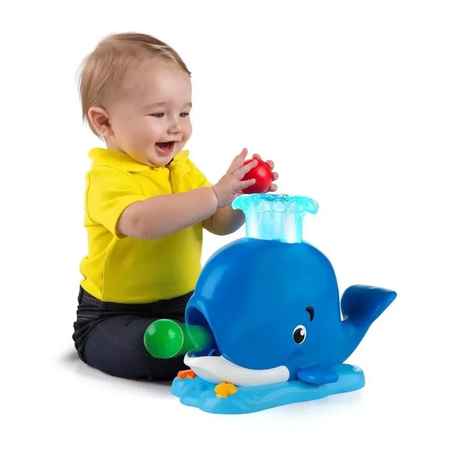 Игрушка Bright Starts Кит с разноцветными шариками foto